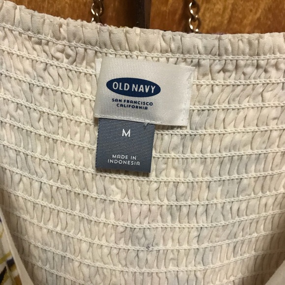 Old Navy Spring/Summer Dress - Picture 3 of 3